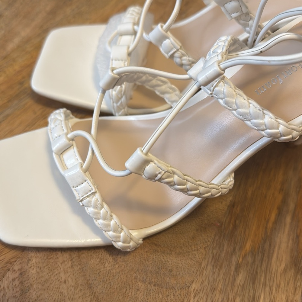 Journee Collection White Jamila Tru Comfort Foam Open Toe Stiletto Pumps Size 9 - Picture 14 of 15